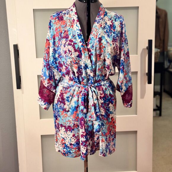 In Bloom by Jonquil Floral Satin Kimono Robe with Lace Trim  Women’s M/L - Picture 1 of 10